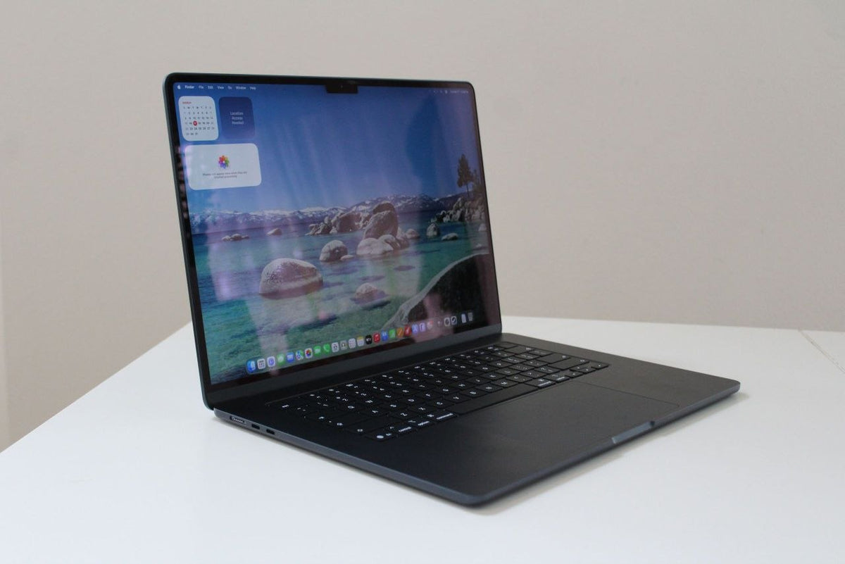 Brand new MacBook Air 2025 15inch-Apple M4 chip